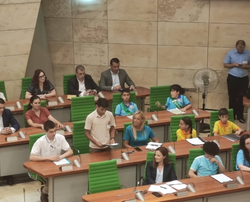parlament-2